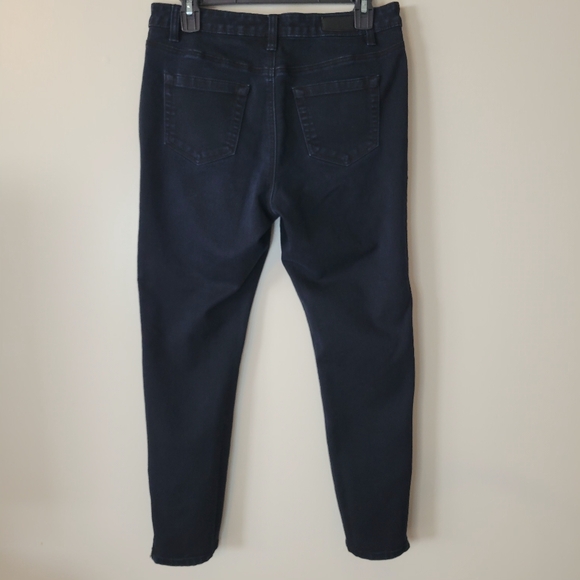 Kenneth Cole High Rise Skinny Dark Jeans With Zipper At The Ankle - Picture 8 of 9